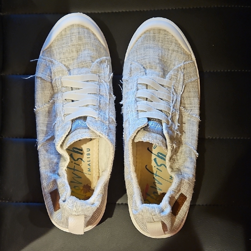 Blowfish Malibu Textured Sneakers